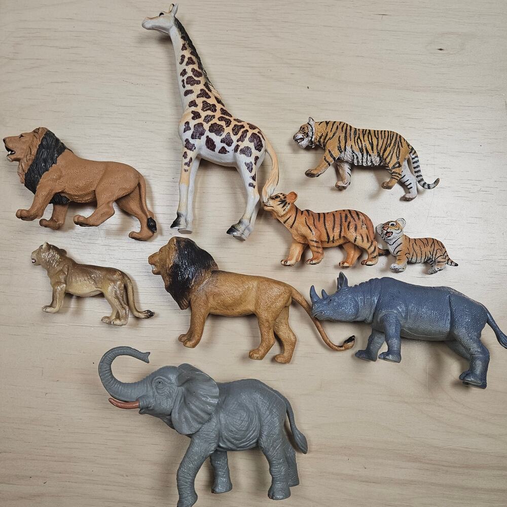 Lot of 9 African Animals Safari, Schleich Lion, and others Giraffe, Elephant